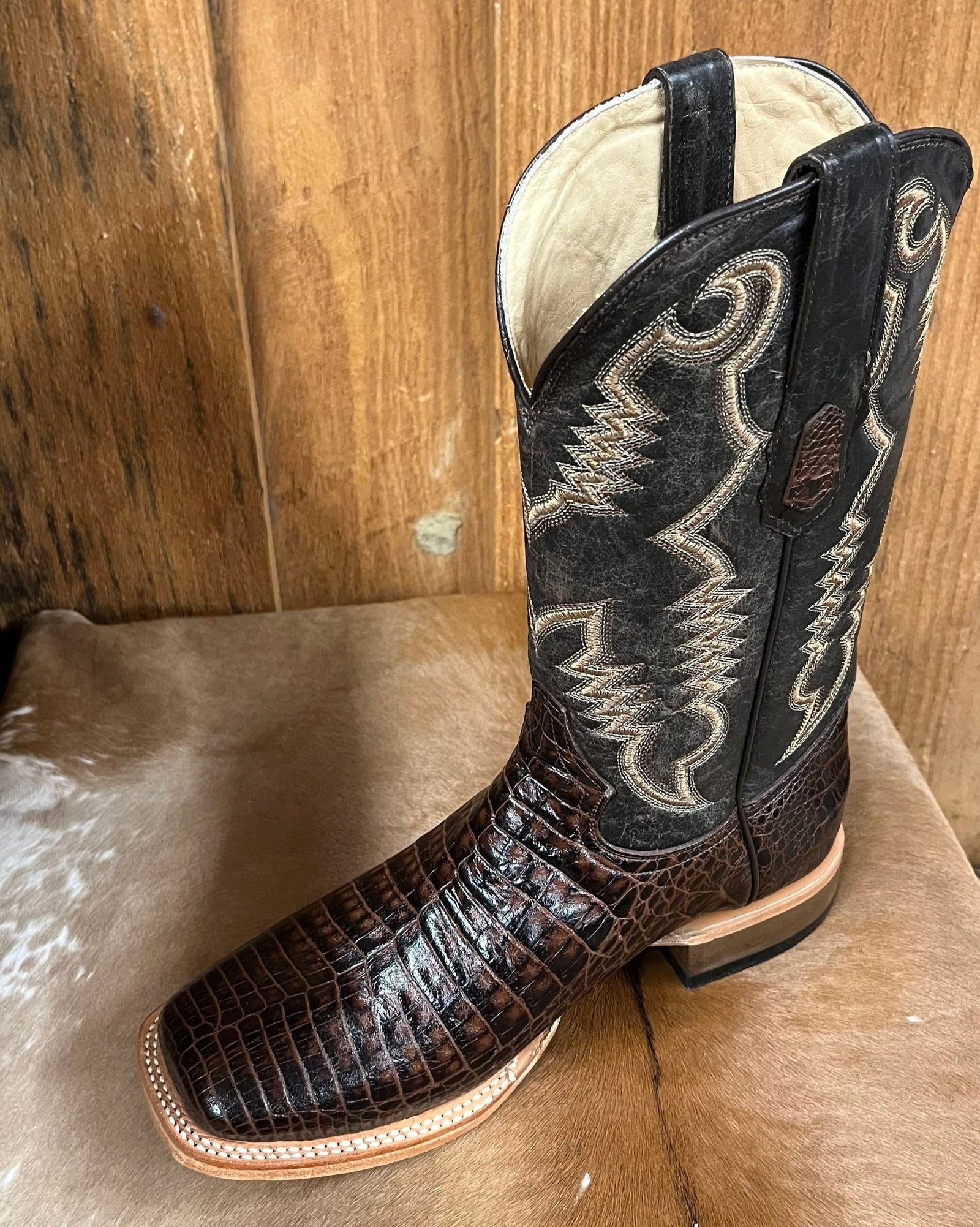Cowtown Men's Caiman Print Square Toe Boot STYLE Q6084