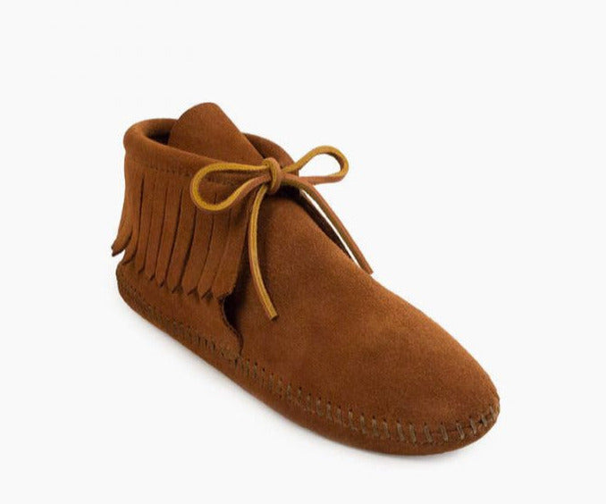 Minnetonka Women's Classic Fringe Softsole Boot STYLE 482