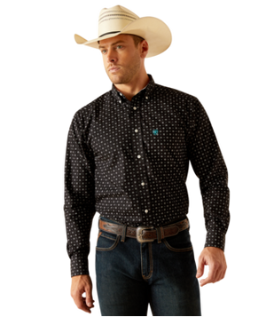 Ariat Men's Classic Fit Long Sleeve Shirt STYLE 10048411