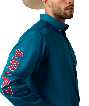 Ariat Men's Logo Long Sleeve Shirt  STYLE 10071684